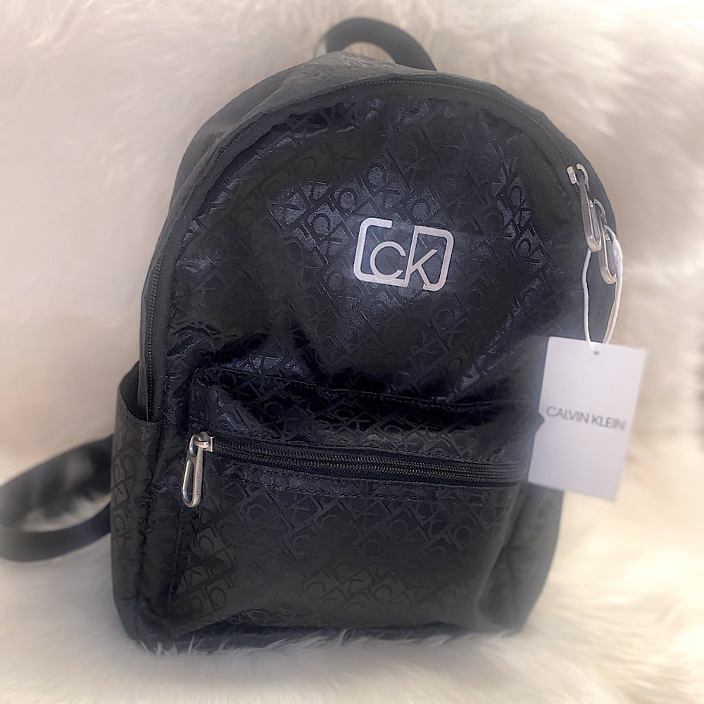 CALVIN KLEIN🎒Logo Print Backpack